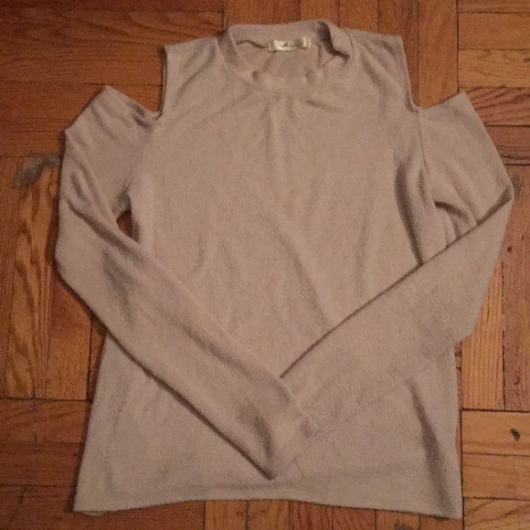 Open Shoulder Sweater - Picture 5 of 5